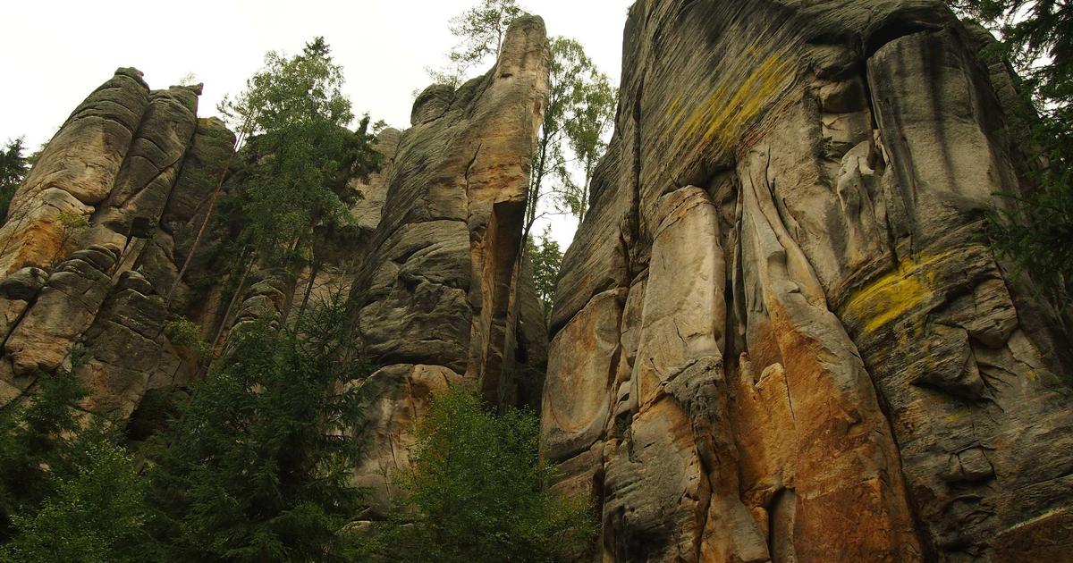 งานพัทยา: รับสมัครพนักงานขายอสังหาริมทรัพย์ โซนห้วยใหญ่-บ้านอำเภอ โอกาสสร้างรายได้หลักแสน